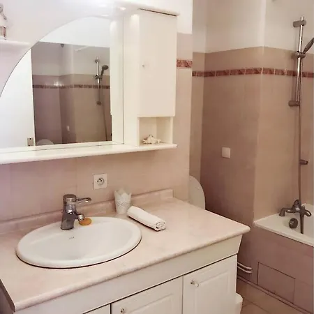 Apartment Bel 2 Minutes De La Plage *